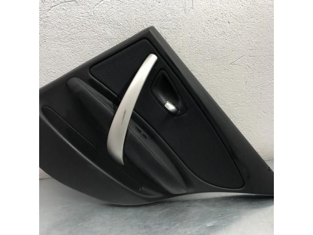 bontott BMW 1 Jobb hátsó Ajtó Kárpit