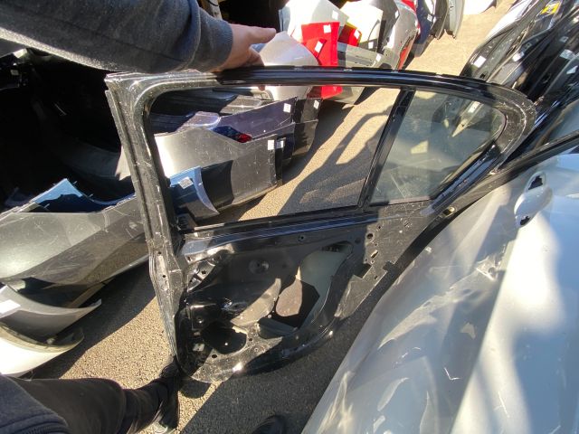 bontott BMW 1 Jobb hátsó Ajtó (Üres lemez)