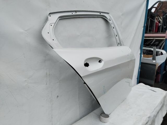 bontott BMW 1 Jobb hátsó Ajtó (Üres lemez)