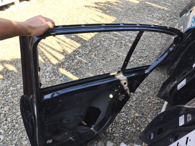 bontott BMW 1 Jobb hátsó Ajtó (Üres lemez)