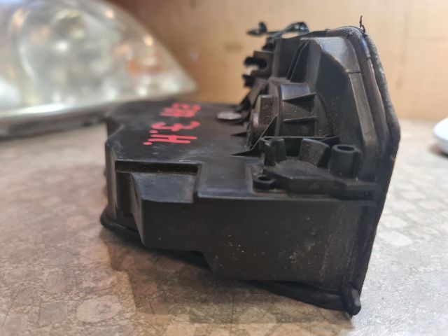 bontott BMW 1 Jobb hátsó Ajtózár