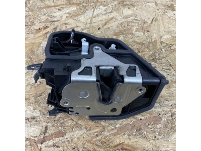 bontott BMW 1 Jobb hátsó Ajtózár