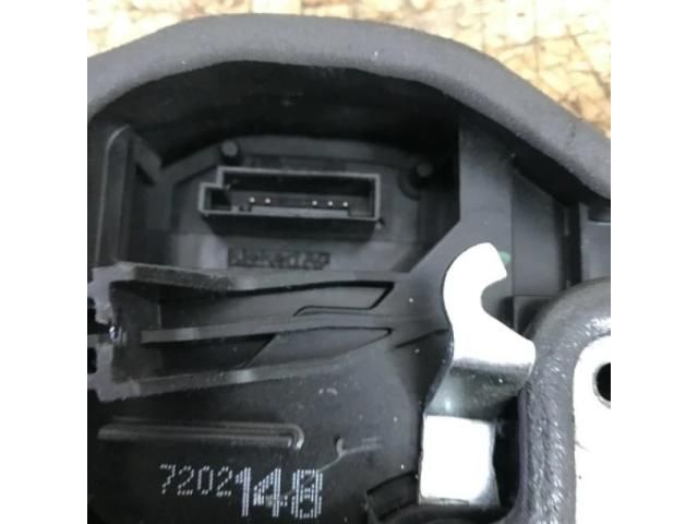 bontott BMW 1 Jobb hátsó Ajtózár