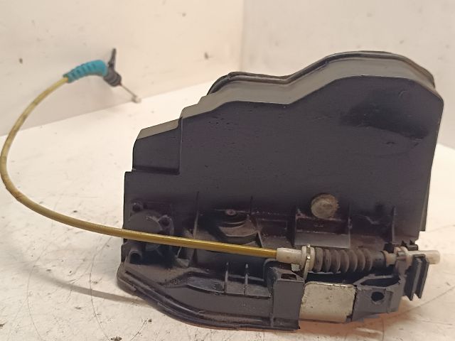 bontott BMW 1 Jobb hátsó Ajtózár