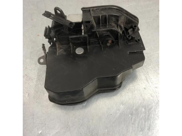 bontott BMW 1 Jobb hátsó Ajtózár