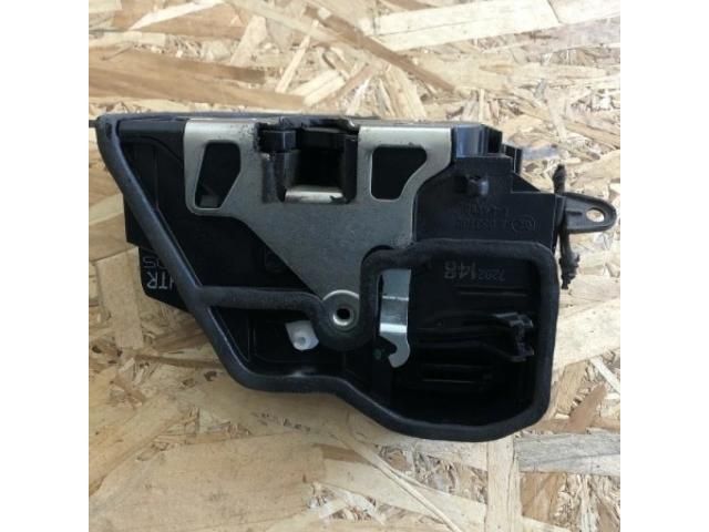 bontott BMW 1 Jobb hátsó Ajtózár