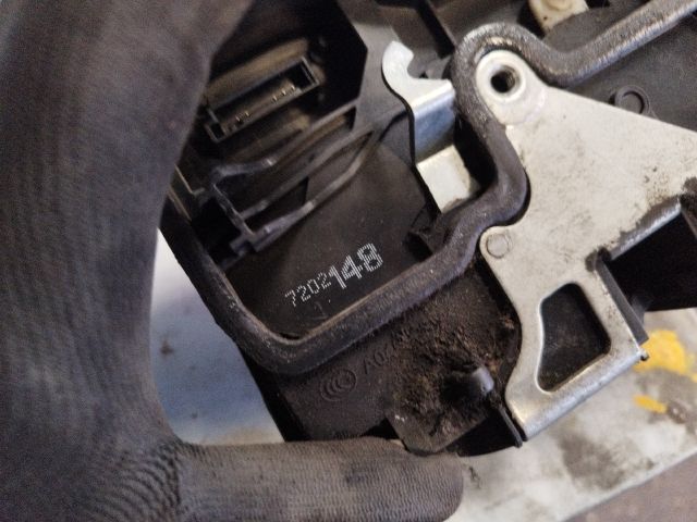 bontott BMW 1 Jobb hátsó Ajtózár