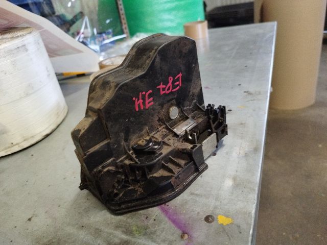 bontott BMW 1 Jobb hátsó Ajtózár