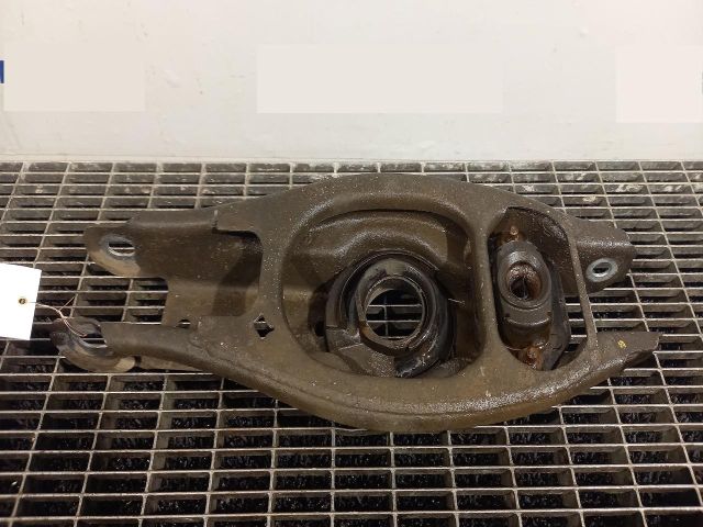 bontott BMW 1 Jobb hátsó Alsó Lengőkar