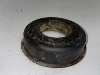 bontott BMW 1 Jobb hátsó Alsó Rugótányér