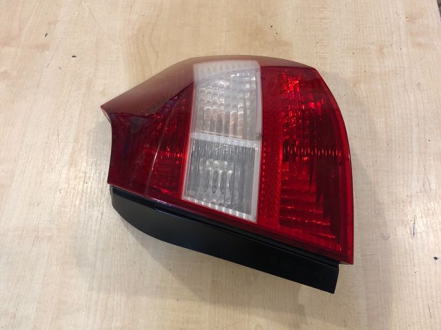 bontott BMW 1 Jobb Hátsó Lámpa