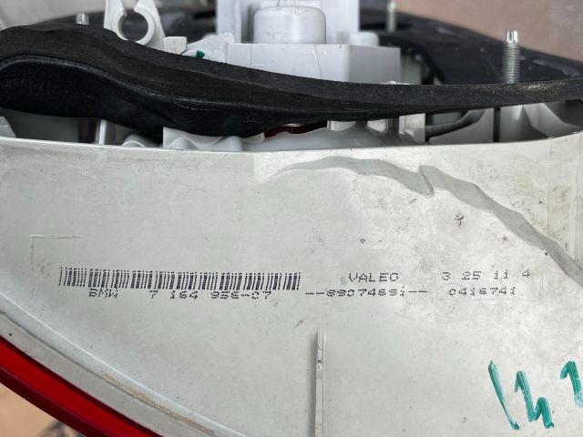 bontott BMW 1 Jobb Hátsó Lámpa
