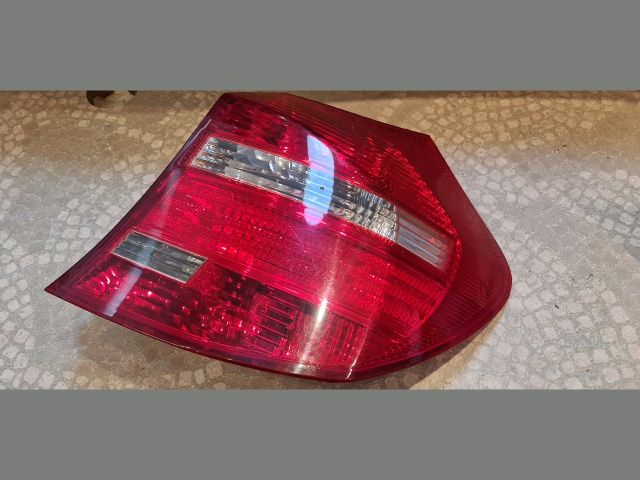 bontott BMW 1 Jobb Hátsó Lámpa