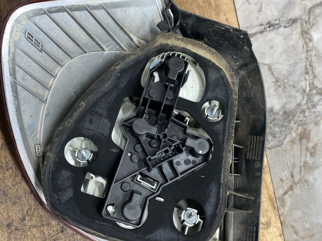 bontott BMW 1 Jobb Hátsó Lámpa