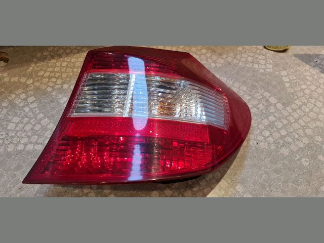 bontott BMW 1 Jobb Hátsó Lámpa