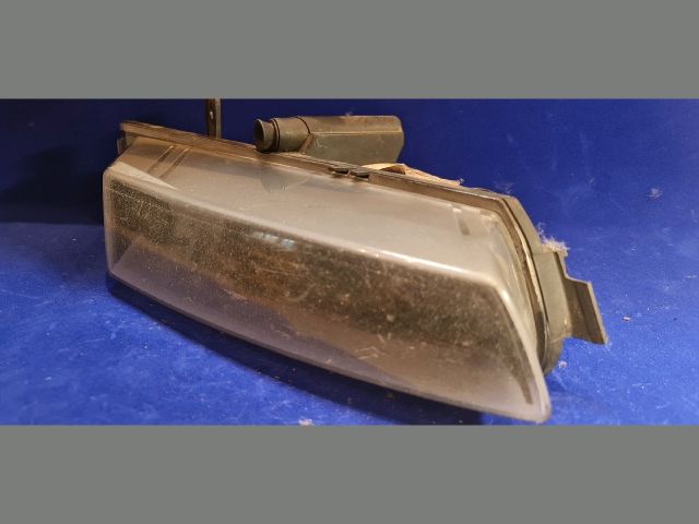 bontott BMW 1 Jobb Ködfényszóró