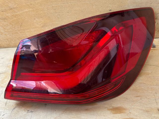 bontott BMW 1 Jobb Külső Hátsó Lámpa