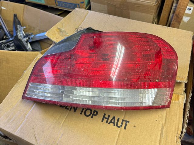 bontott BMW 1 Jobb Külső Hátsó Lámpa