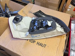 bontott BMW 1 Jobb Külső Hátsó Lámpa