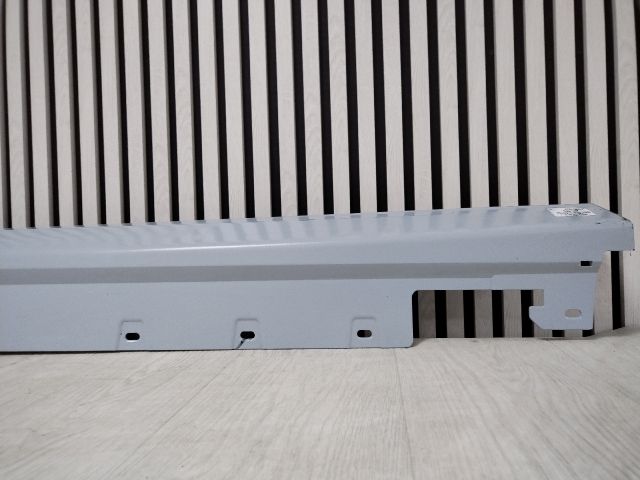 bontott BMW 1 Jobb Küszöb