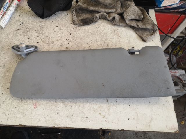 bontott BMW 1 Jobb Napellenző