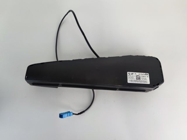 bontott BMW 1 Jobb Oldallégzsák