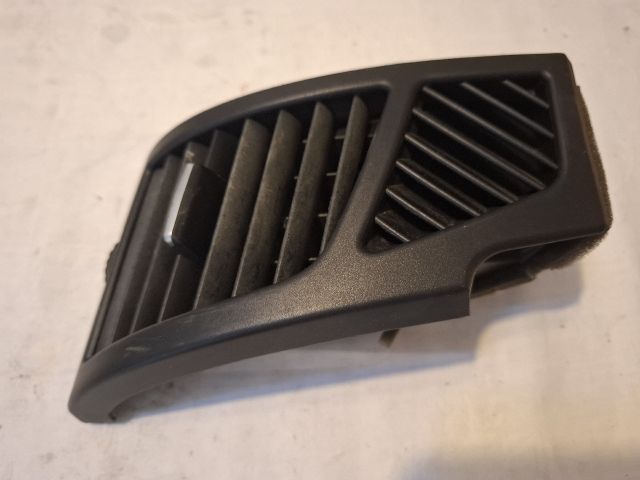 bontott BMW 1 Jobb Szellőző