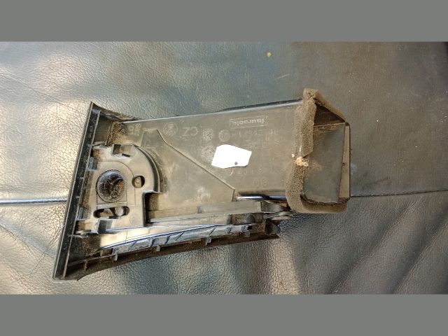 bontott BMW 1 Jobb Szellőző