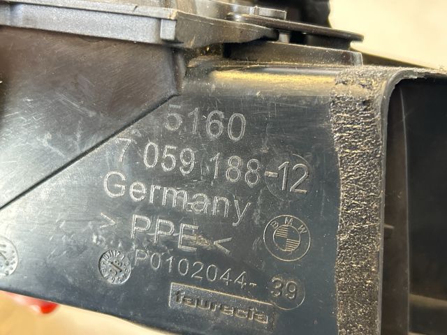 bontott BMW 1 Jobb Szellőző