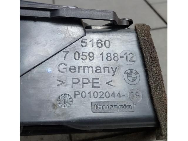 bontott BMW 1 Jobb Szellőző