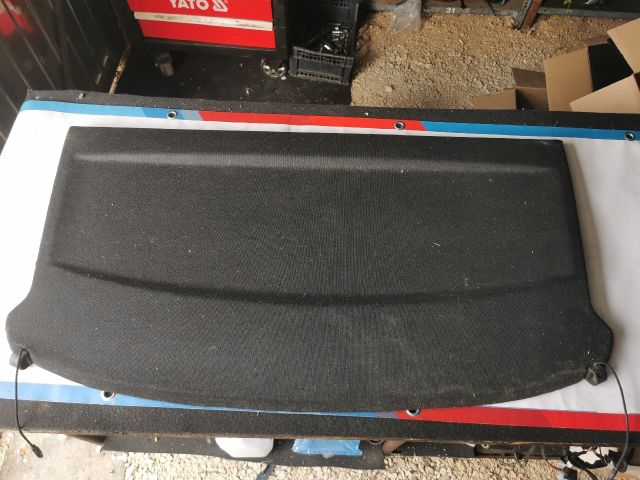 bontott BMW 1 Kalaptartó