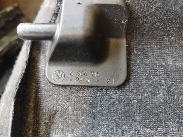 bontott BMW 1 Kalaptartó