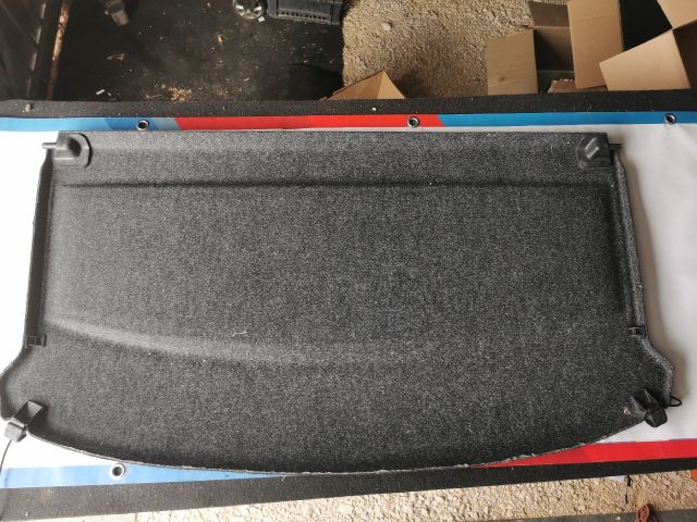 bontott BMW 1 Kalaptartó