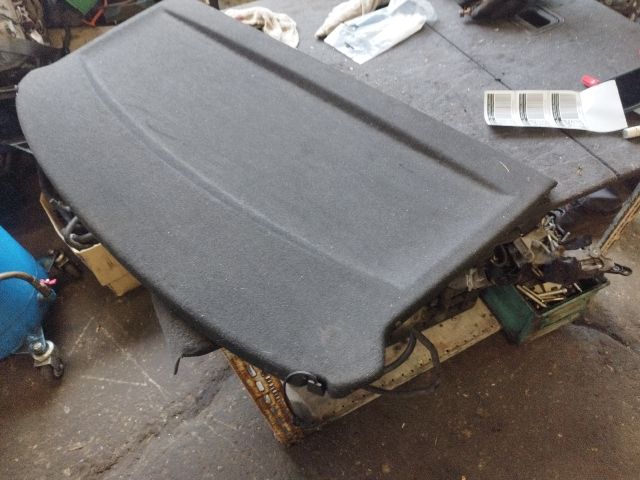 bontott BMW 1 Kalaptartó