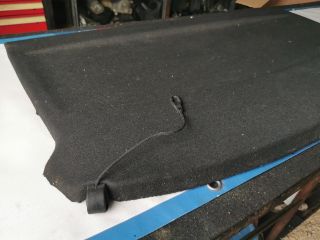 bontott BMW 1 Kalaptartó