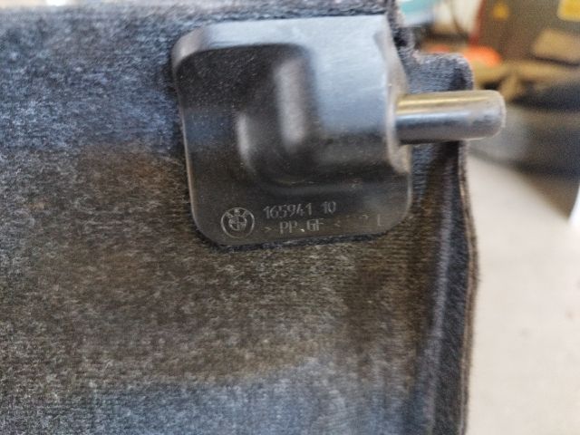 bontott BMW 1 Kalaptartó