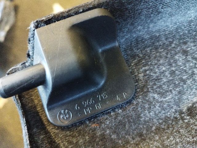 bontott BMW 1 Kalaptartó