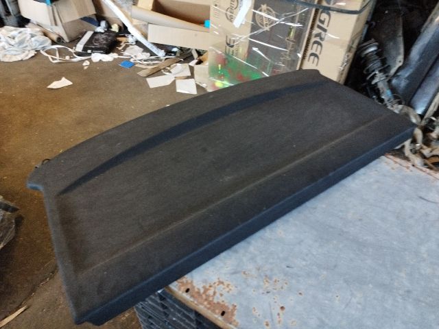 bontott BMW 1 Kalaptartó