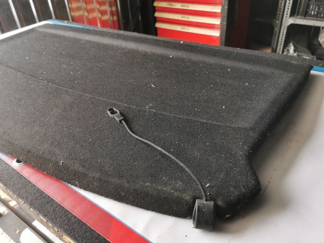 bontott BMW 1 Kalaptartó