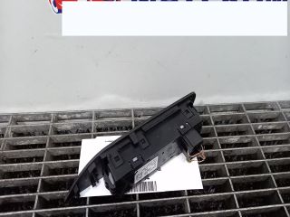 bontott BMW 1 Kapcsoló (Magában)