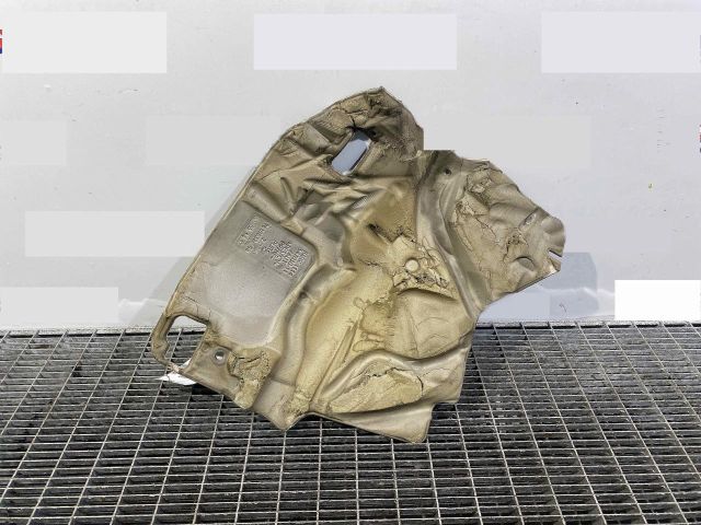 bontott BMW 1 Kartervédő