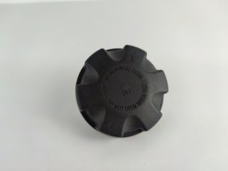 bontott BMW 1 Kiegyenlítőtartály Sapka