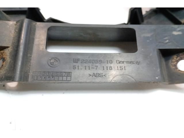 bontott BMW 1 Ködzárófény Keret