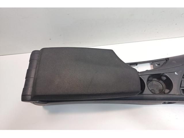 bontott BMW 1 Könyöklő