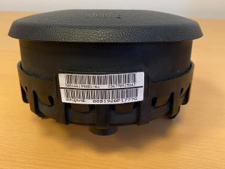 bontott BMW 1 Kormánylégzsák