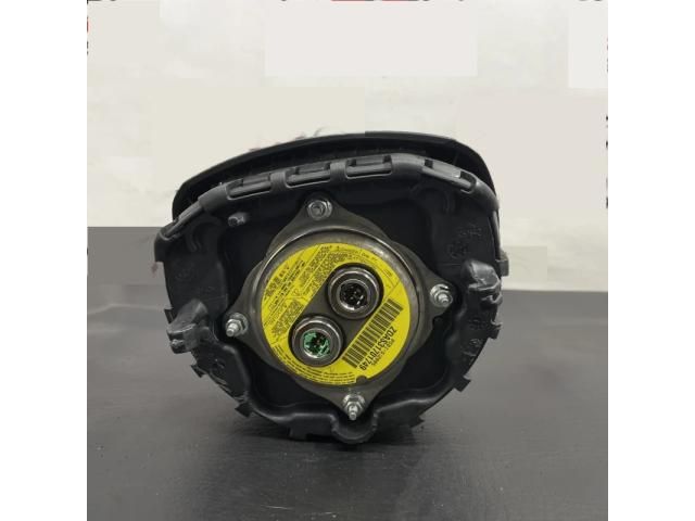 bontott BMW 1 Kormánylégzsák