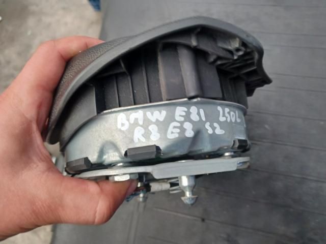 bontott BMW 1 Kormánylégzsák