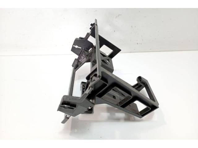 bontott BMW 1 Középkonzol Keret