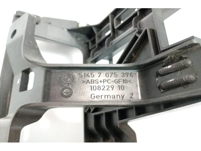 bontott BMW 1 Középkonzol Keret