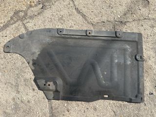 bontott BMW 1 Középső Kardánbox Burkolat